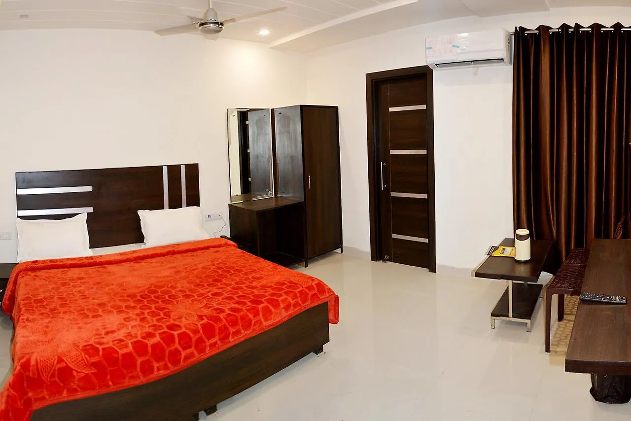 Inn D C Vilas Agra